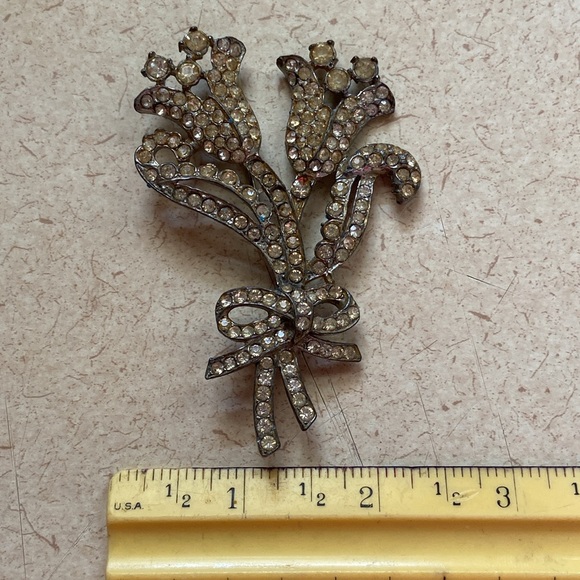 Vintage Rhinestone Tulip Flower Bow Brooch Silver Tone Old Pot Metal 30’s-40’s - Picture 9 of 9
